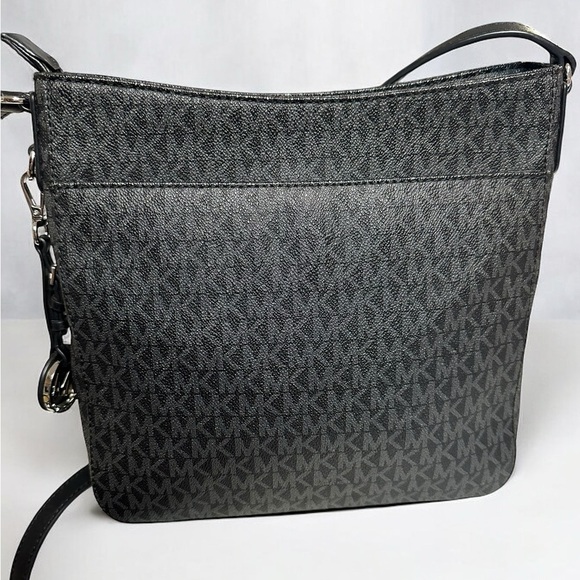 NWOT Michael Kors Jet Set Large Messenger Bag Crossbody - Picture 9 of 11